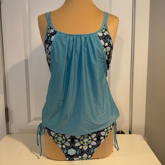 Blue Turquoise print two piece tankini bikini style swimsuit size medium - Picture 4 of 11